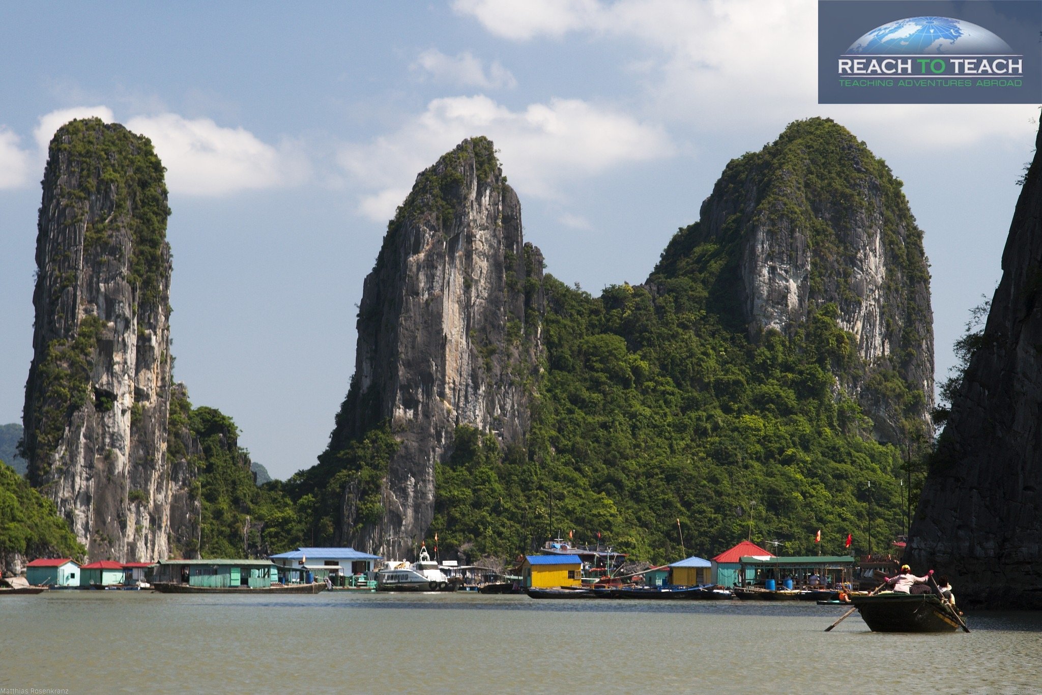 big green rocks in halong bay, Vietnam